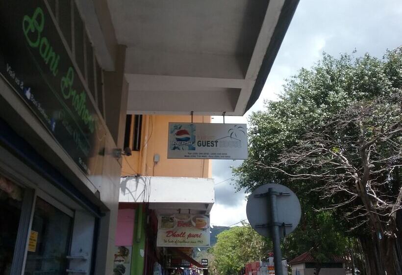 پانسیون La Plaine Verte Guesthouse