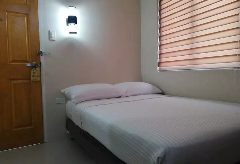 Hotelli Eon Centennial Express