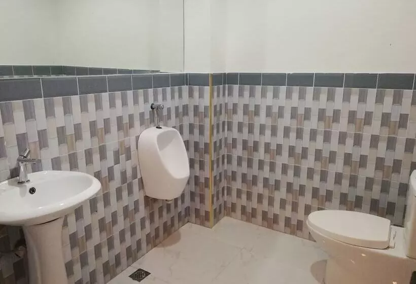 Hotelli Eon Centennial Express