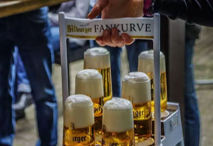 Hotelli Gasthof Zur Post