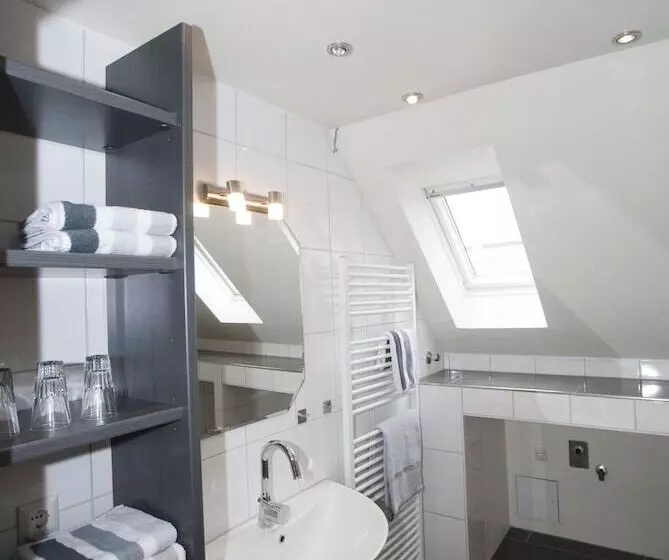 Hotelli Gasthof Zur Post