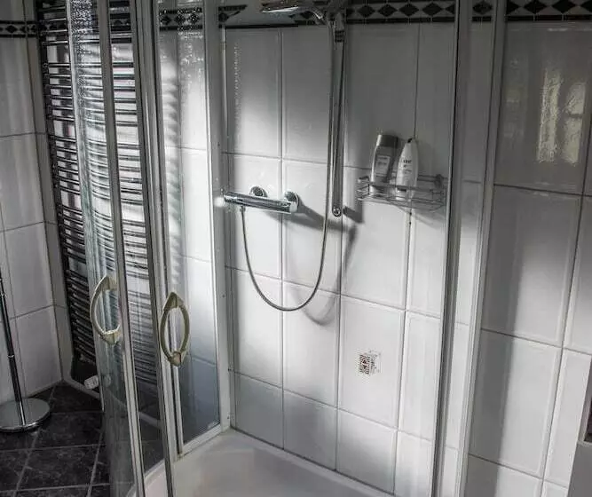 Hotelli Gasthof Zur Post