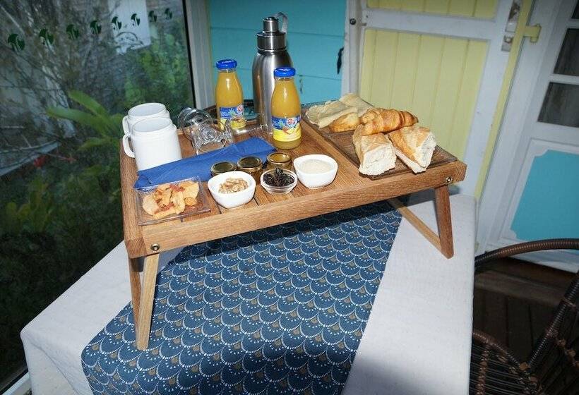 هتل Les Jardins Dheva