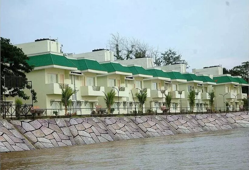 هتل River Bay