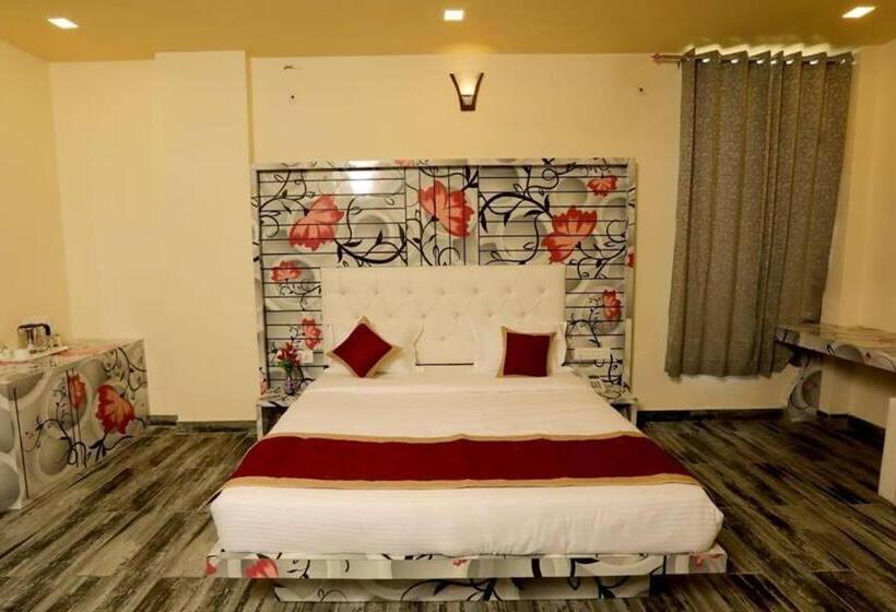 בית מלון כפרי Rock Star