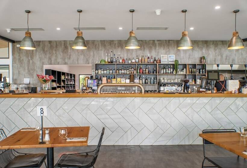 Hotel Tasman Holiday Parks  St Helens