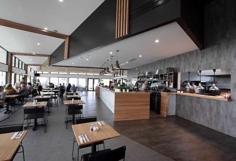 Hotel Tasman Holiday Parks  St Helens