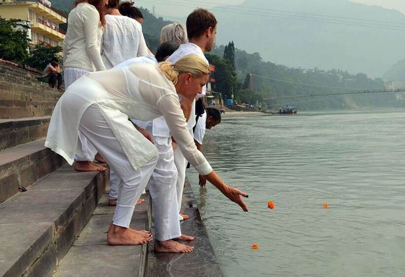 בית מלון כפרי Yog Niketan By Sanskriti