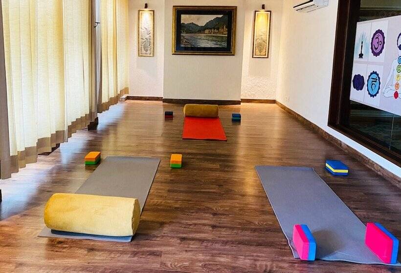 בית מלון כפרי Yog Niketan By Sanskriti