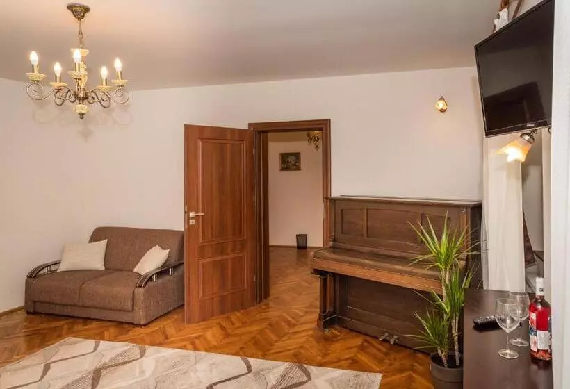 Musik Apartments Old Town