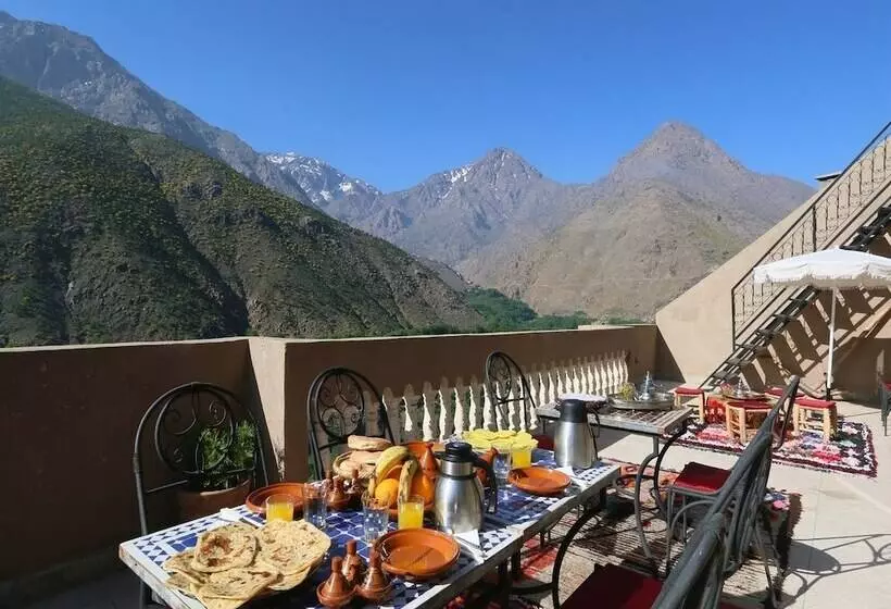 Majatalo Atlas Views