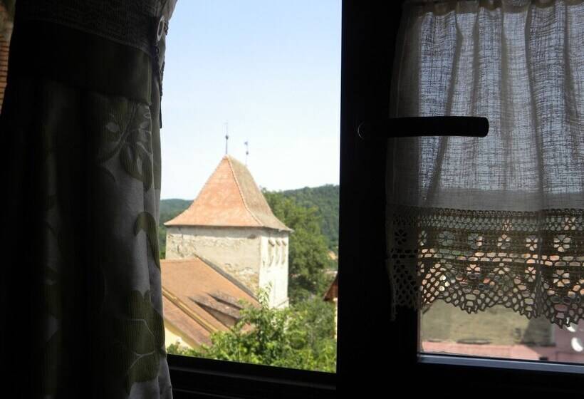 بنسيون Casa Bertha