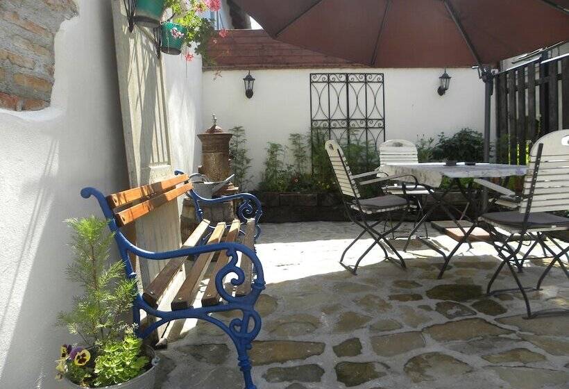 بنسيون Casa Bertha