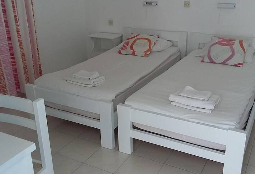 پانسیون Galanis Place