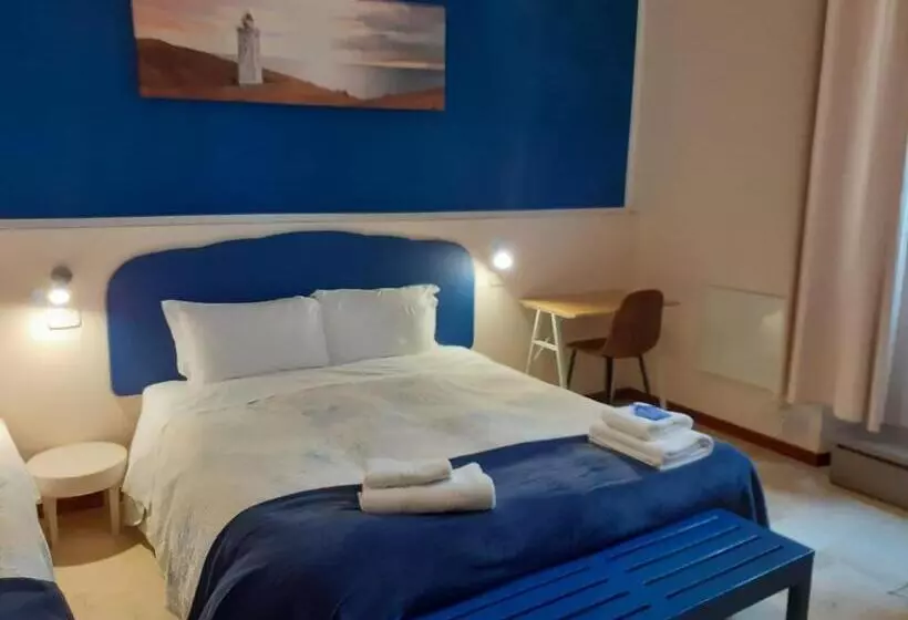 ペンション Gira Guest House