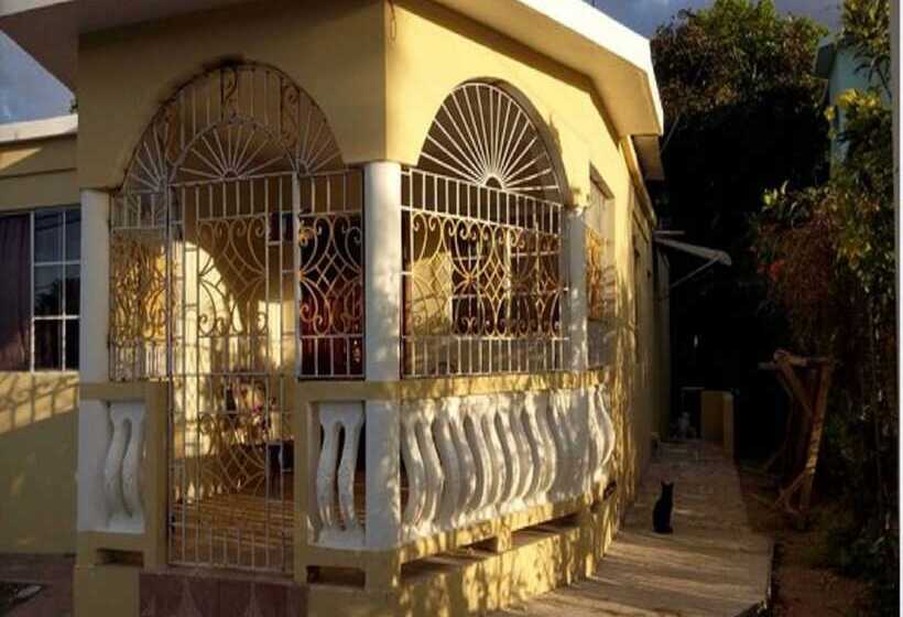 پانسیون Reggae Moon Guest House