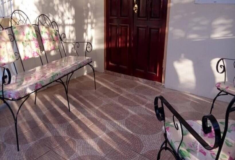 پانسیون Reggae Moon Guest House