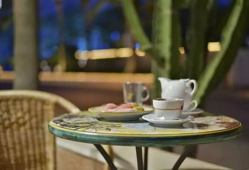 Majatalo Tolomeo Rooms