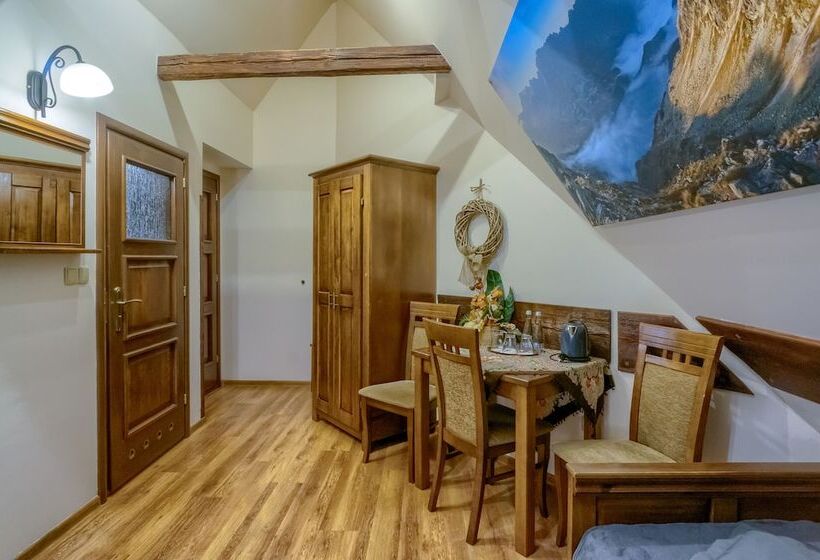 بنسيون Willa Silene   Góralska Muzyka Na żywo, Blisko Termy I Wyciągów