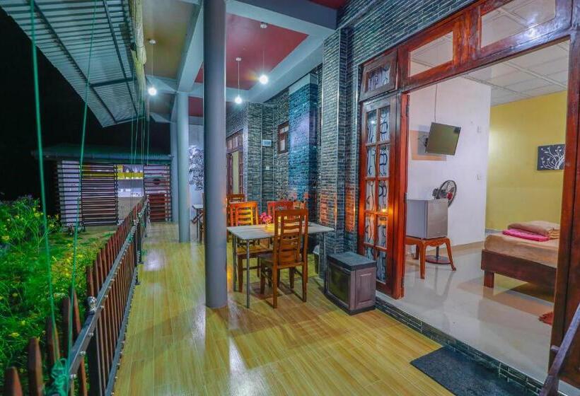 Пансион Zircon Ella