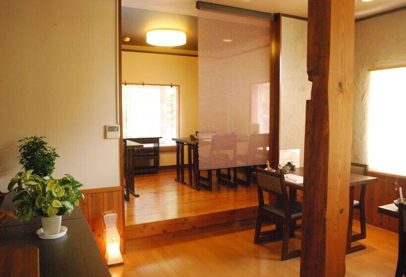 ریوکان Japanese Auberge Matsutsuru