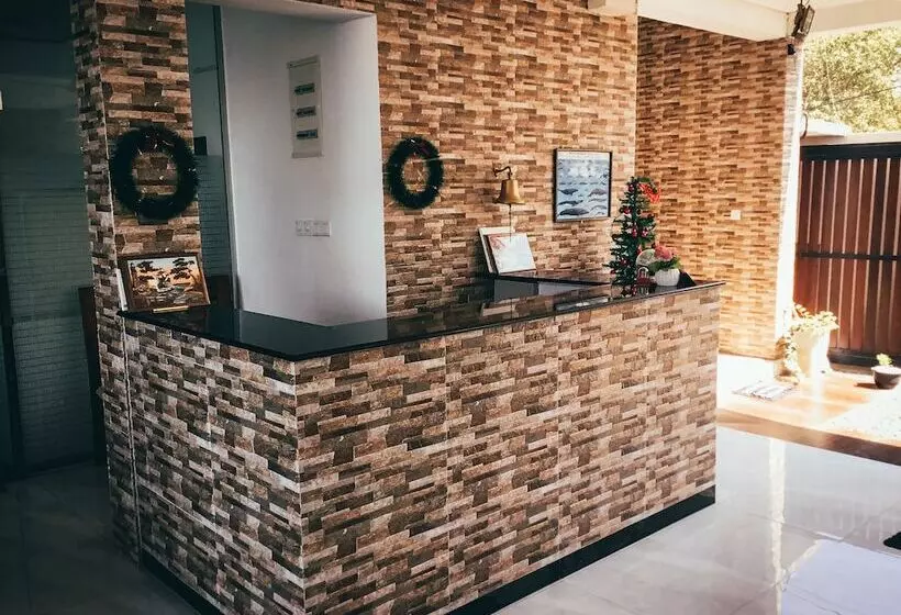 ベッドアンドブレックファースト Amber House Lanka