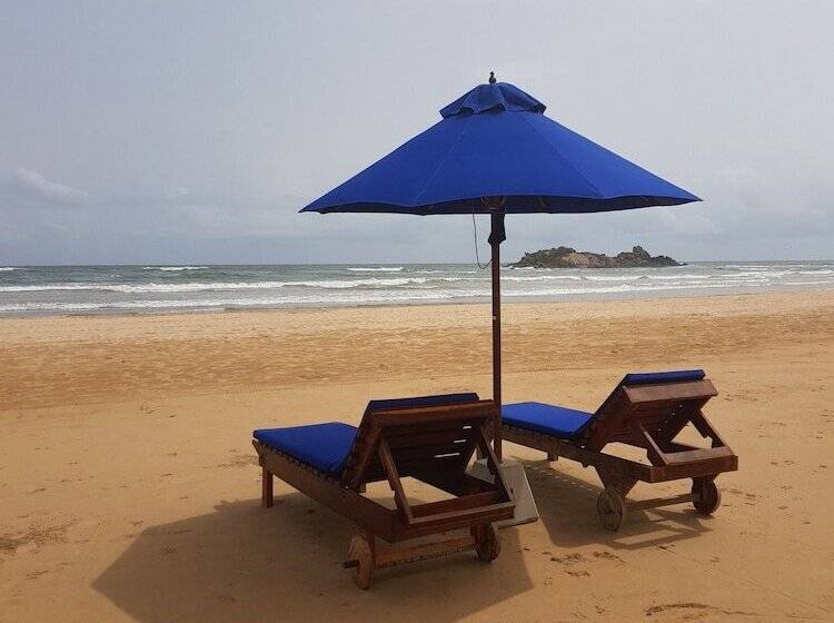 مبيت وإفطار Amber House Lanka