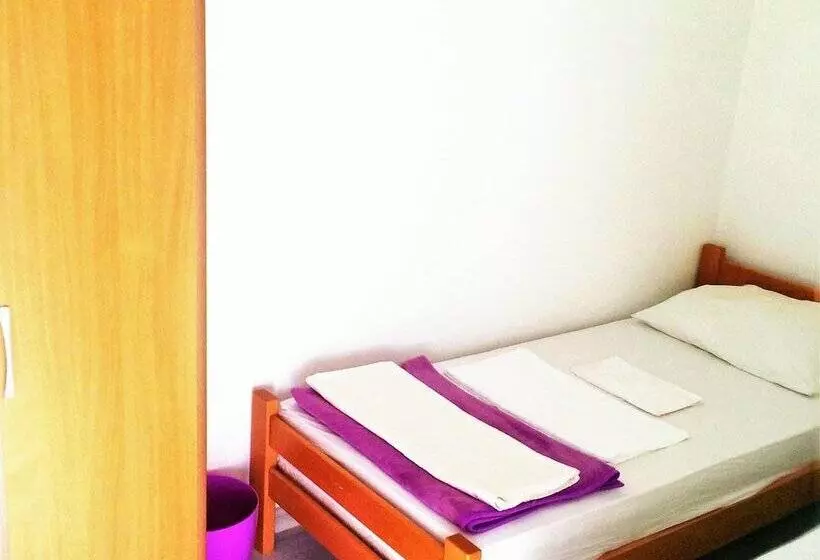 Hostel Kris