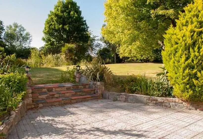 Hotel Greenway Manor