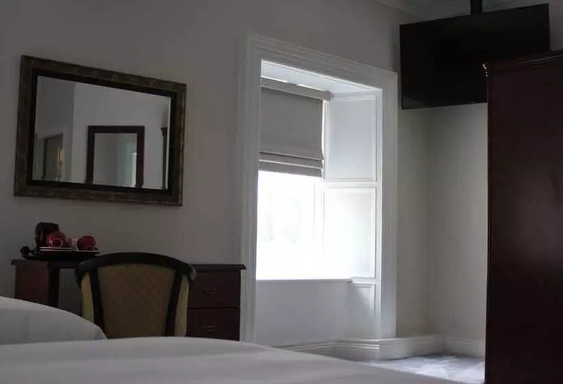 Hotel Greenway Manor