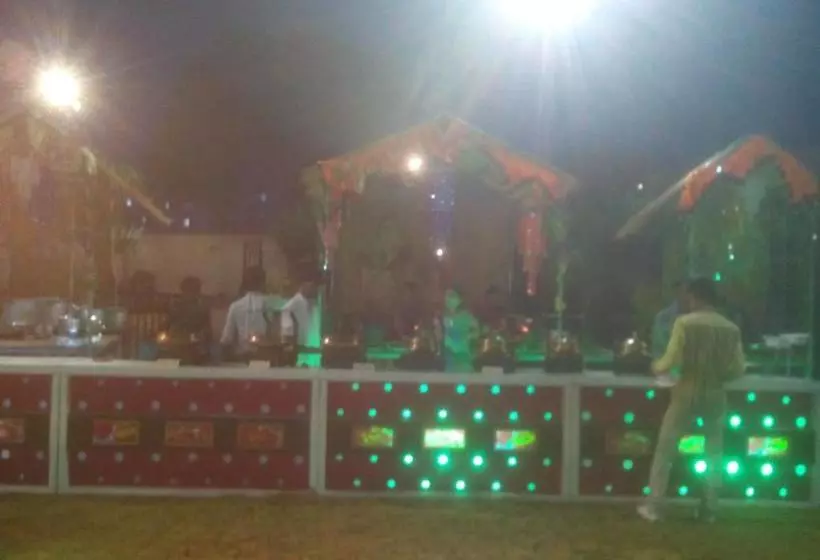 ホテル Madhuban
