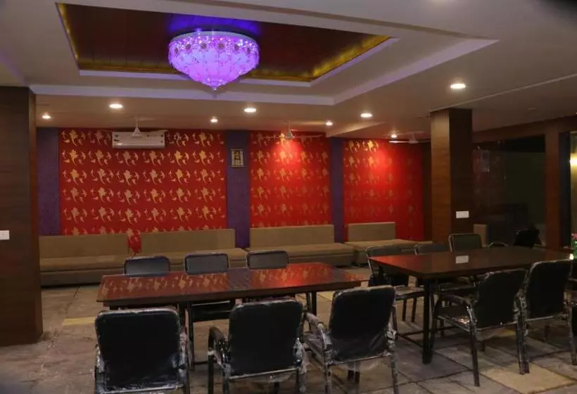 ホテル Madhuban