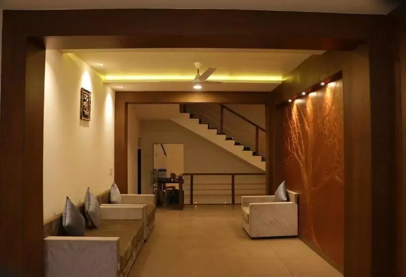 ホテル Madhuban