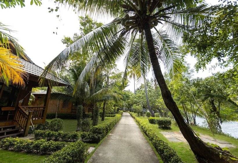 בית מלון כפרי Mafiya Resort