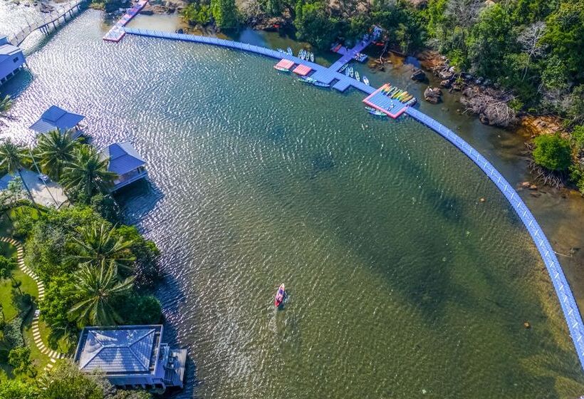 בית מלון כפרי Mafiya Resort