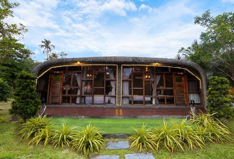 בית מלון כפרי Mafiya Resort