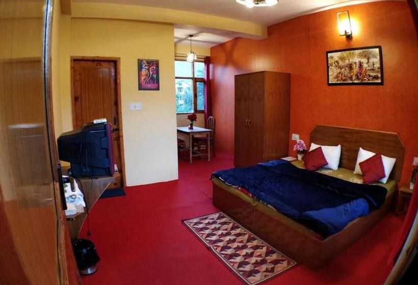 酒店 Red House Inn And Cafe