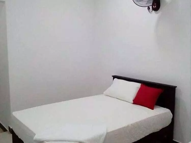 Hotelli Saliyawewa Cabins