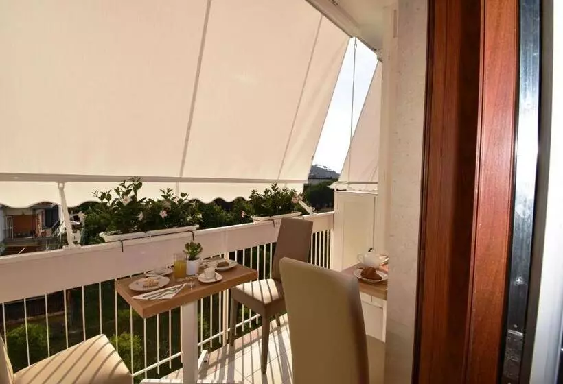 Melody Sorrento Suites