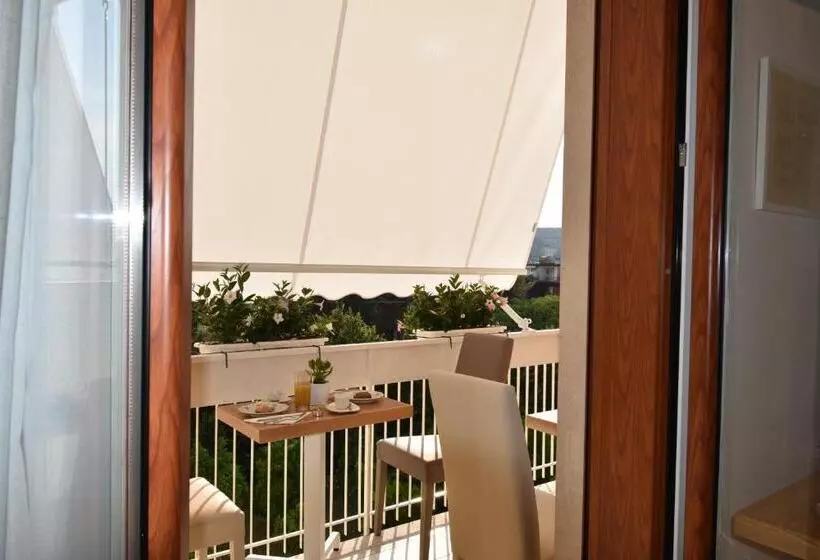 Melody Sorrento Suites