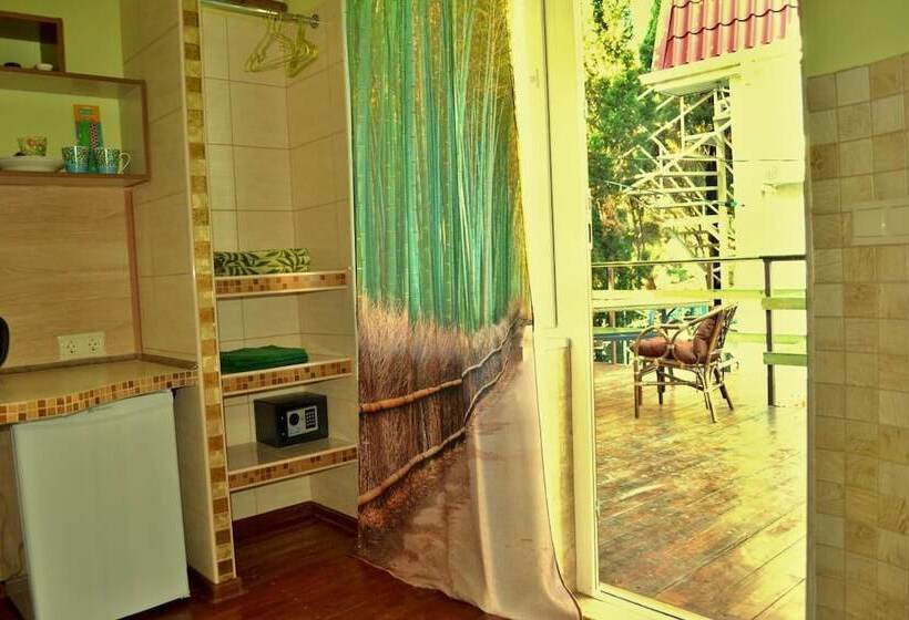 פנסיון Bamboo Guest House