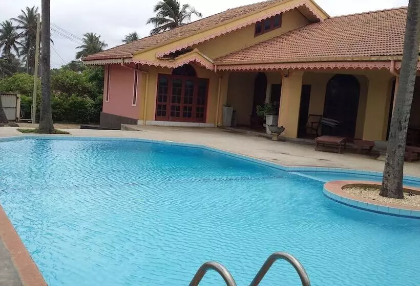 Villa Sea Breeze