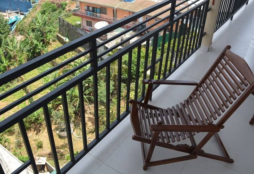 Aamiaismajoitus (B&B) Grand View Guest House & Restaurant