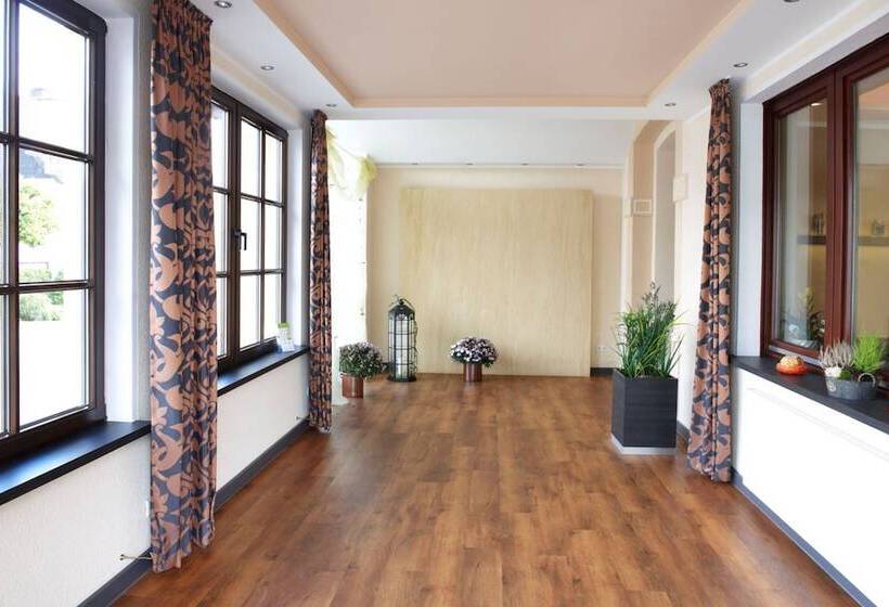 客栈  Hörster Krug