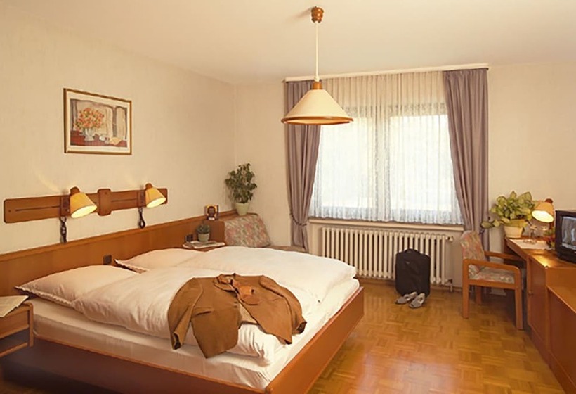 客栈  Hörster Krug