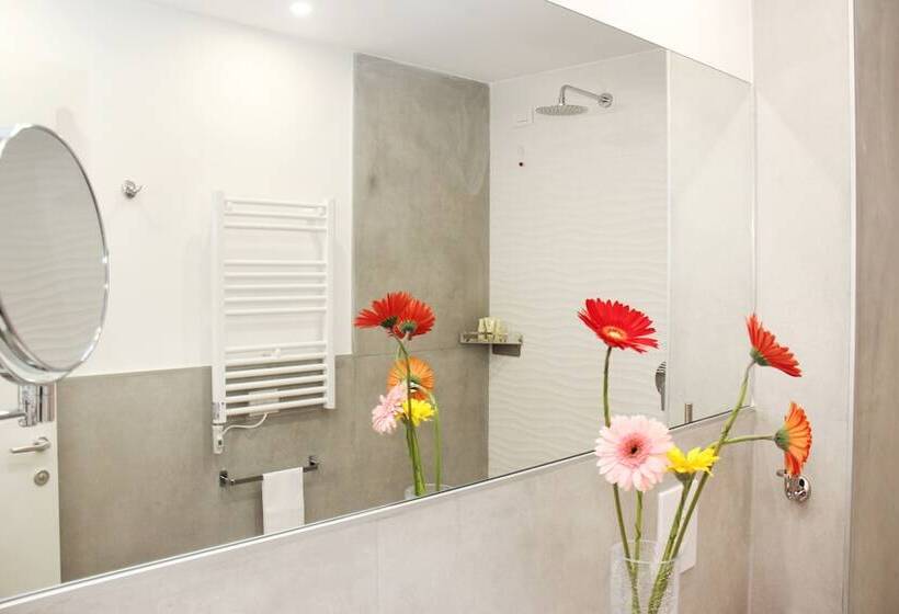 مسافرخانه Toscana Charme Resort