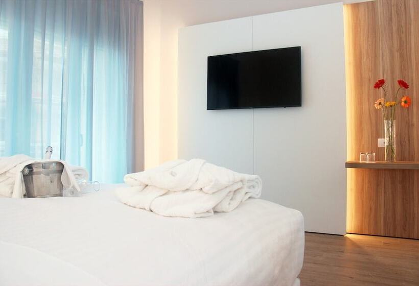 مسافرخانه Toscana Charme Resort