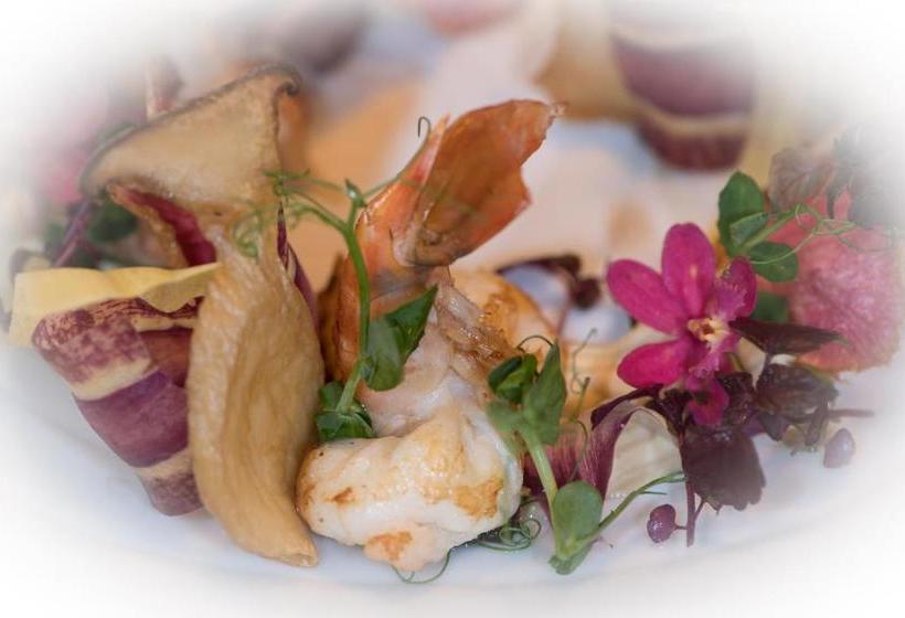 هتل Gulliver Tower