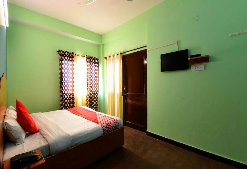 호텔 Himalayan Valley By Oyo Rooms