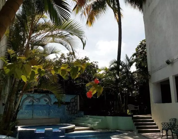 هتل Miramonte & Apartments